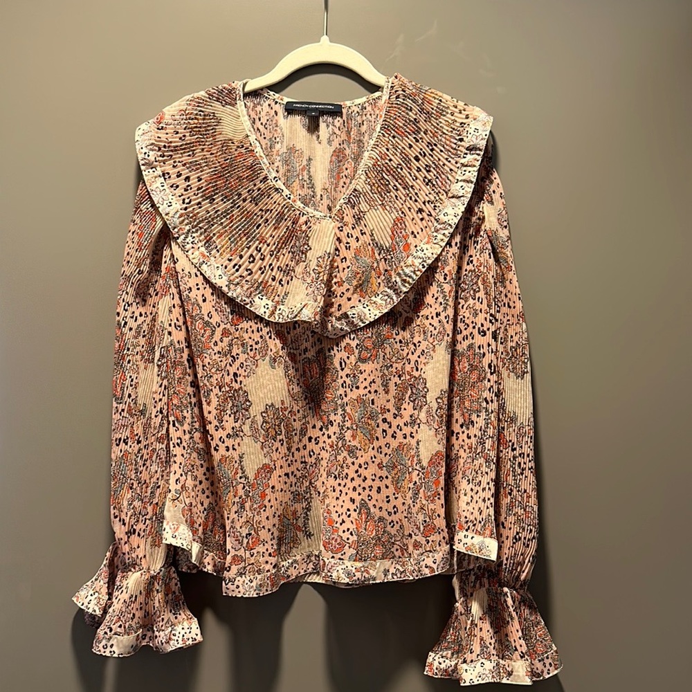 Paisley Print Ruffle blouse - Picture 2 of 4